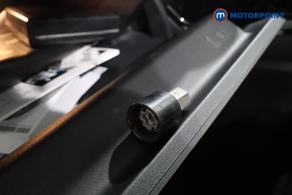 Mercedes-Benz A Class Sport Automatic Petrol Hatchback - Stock Number (1581405) - 14th supplementary image