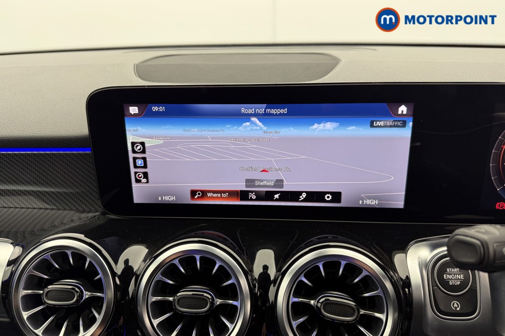 Mercedes-Benz GLB Amg Line Automatic Petrol SUV - Stock Number (1581493) - 7th supplementary image