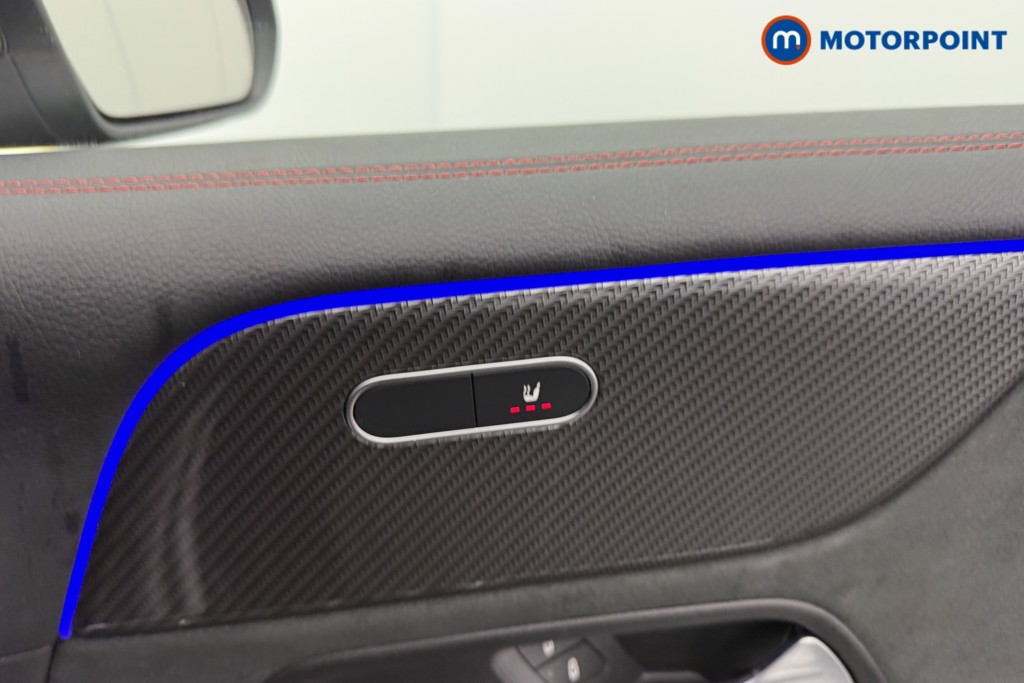 Mercedes-Benz GLB Amg Line Automatic Petrol SUV - Stock Number (1581493) - 14th supplementary image