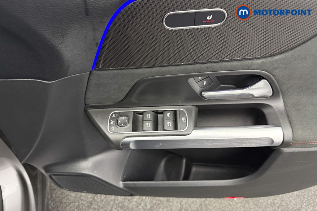 Mercedes-Benz GLB Amg Line Automatic Petrol SUV - Stock Number (1581493) - 15th supplementary image