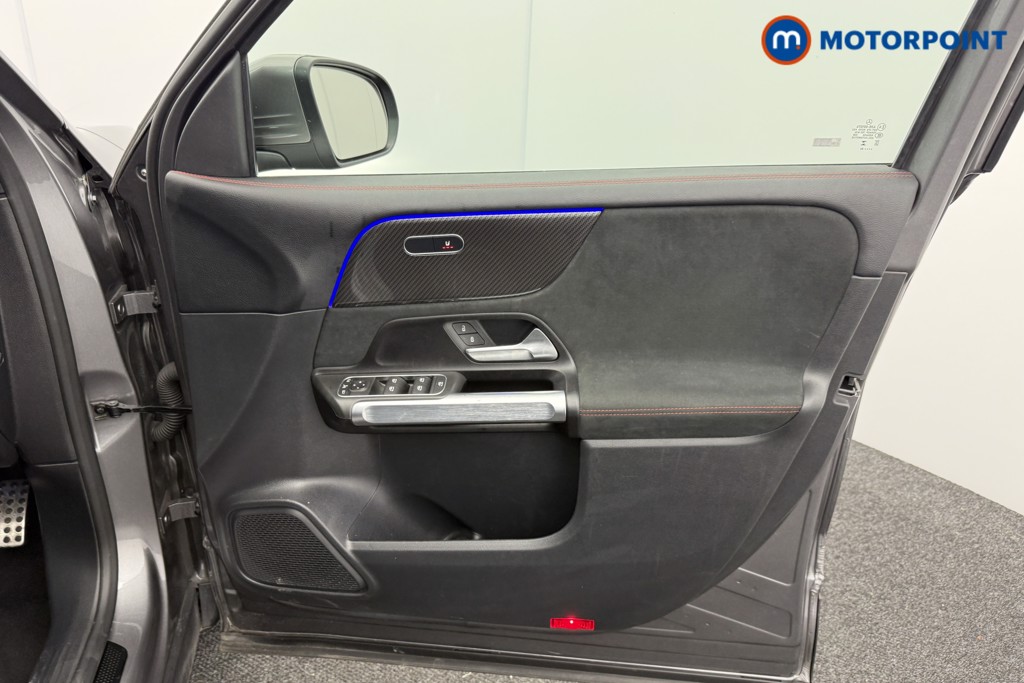 Mercedes-Benz GLB Amg Line Automatic Petrol SUV - Stock Number (1581493) - 16th supplementary image