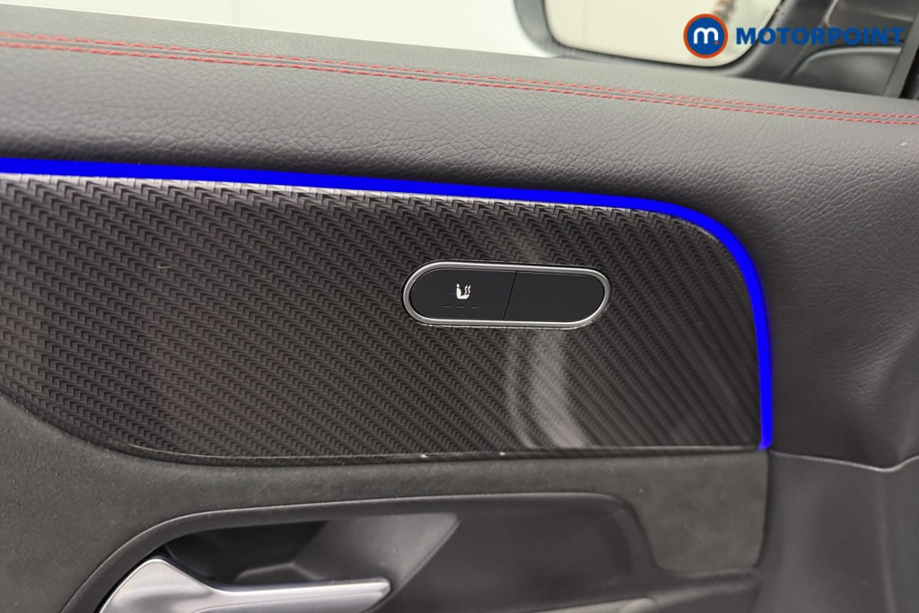 Mercedes-Benz GLB Amg Line Automatic Petrol SUV - Stock Number (1581493) - 21st supplementary image