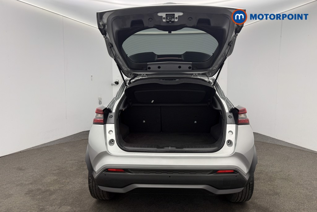 Nissan Juke Tekna Manual Petrol SUV - Stock Number (1581980) - 21st supplementary image