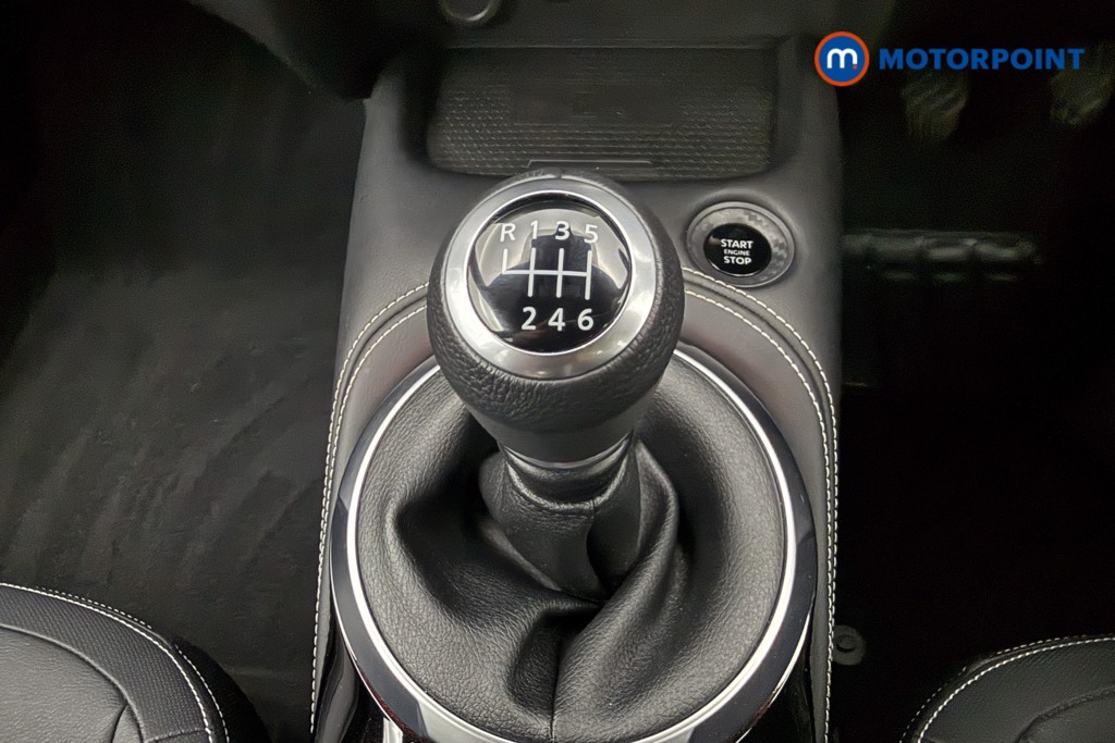 Nissan Juke Tekna Manual Petrol SUV - Stock Number (1581987) - 7th supplementary image