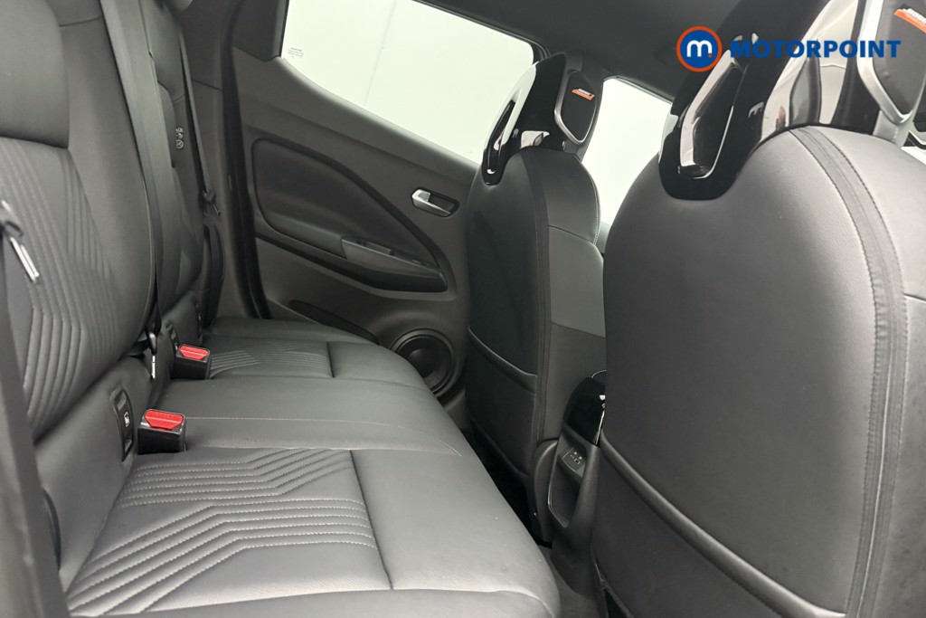 Nissan Juke Tekna Manual Petrol SUV - Stock Number (1581987) - 9th supplementary image