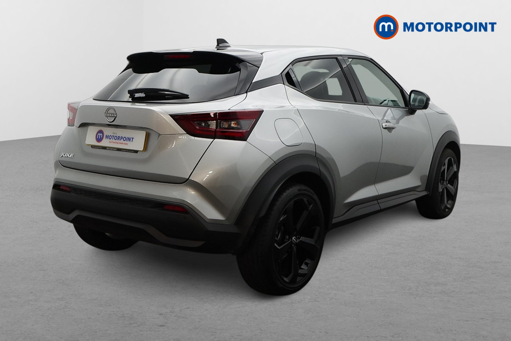 Nissan Juke Tekna Manual Petrol SUV - Stock Number (1581987) - Drivers side rear corner