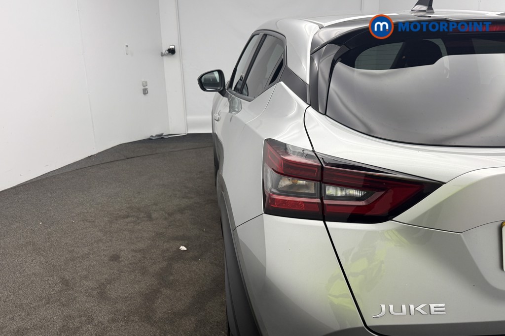 Nissan Juke Tekna Automatic Petrol SUV - Stock Number (1581989) - 5th supplementary image