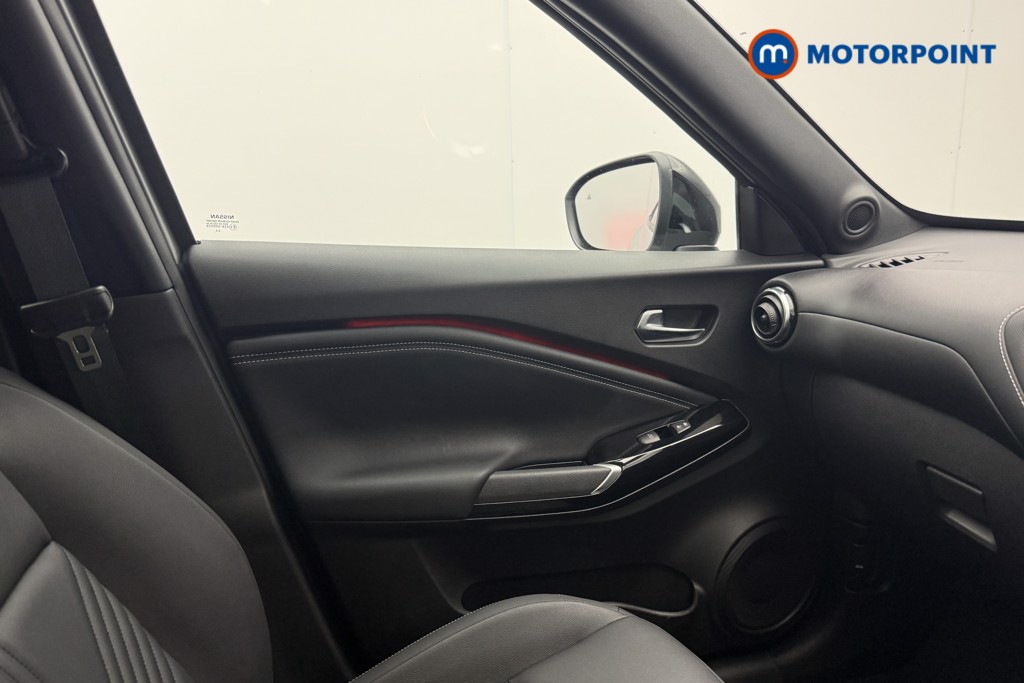 Nissan Juke Tekna Automatic Petrol SUV - Stock Number (1581989) - 24th supplementary image