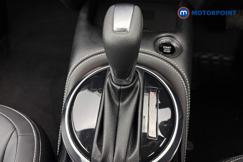 Nissan Juke Tekna Automatic Petrol SUV - Stock Number (1582002) - 7th supplementary image