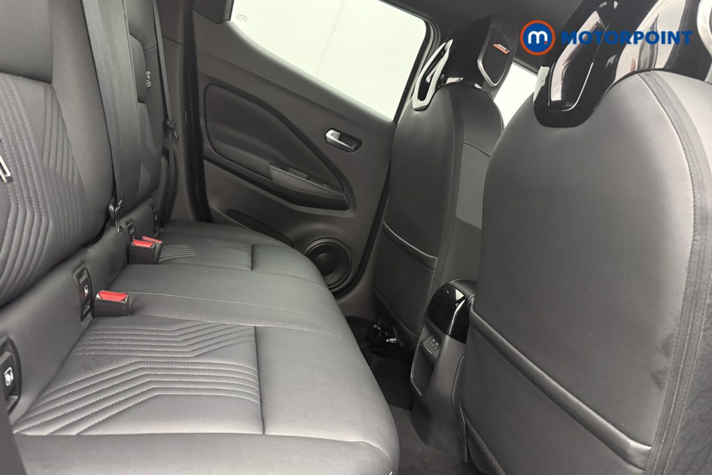Nissan Juke Tekna Automatic Petrol SUV - Stock Number (1582002) - 9th supplementary image