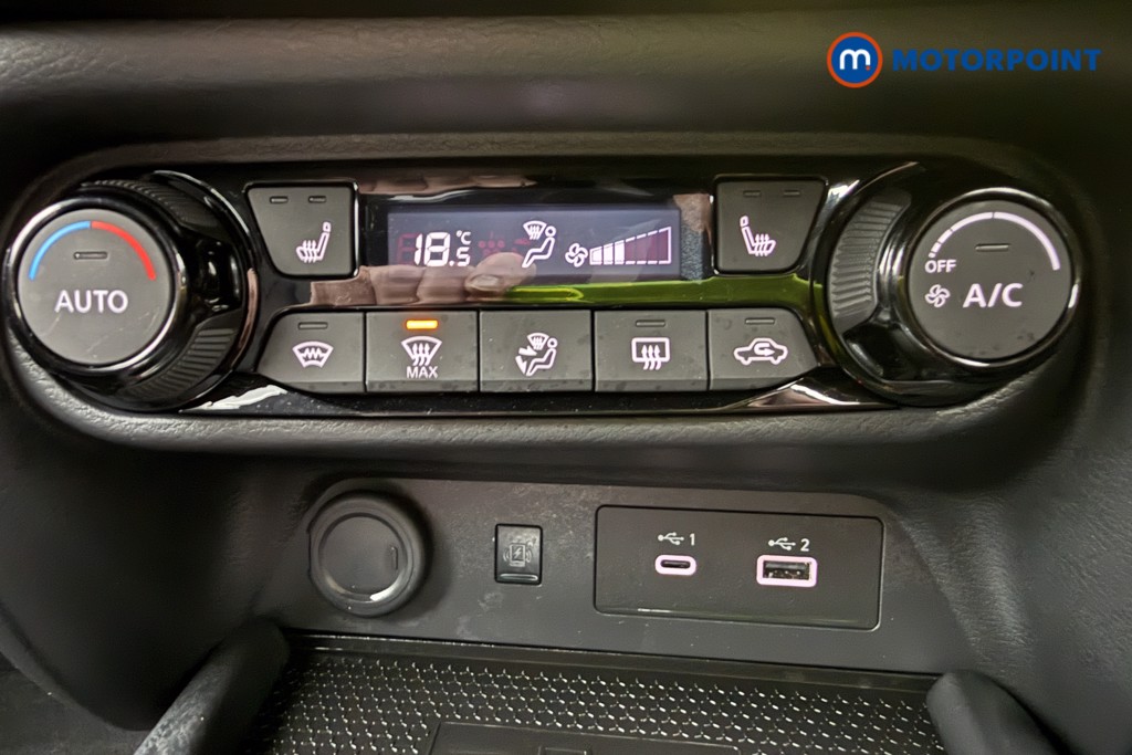 Nissan Juke Tekna Automatic Petrol SUV - Stock Number (1582002) - 16th supplementary image