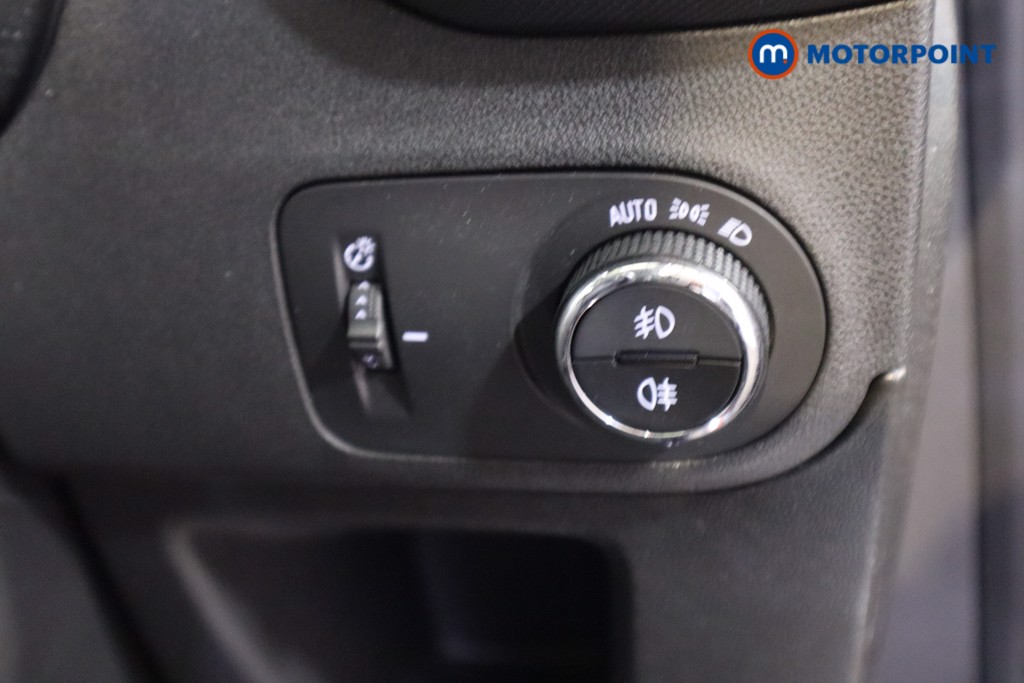 Vauxhall Crossland Ultimate Automatic Diesel SUV - Stock Number (1582111) - 12th supplementary image