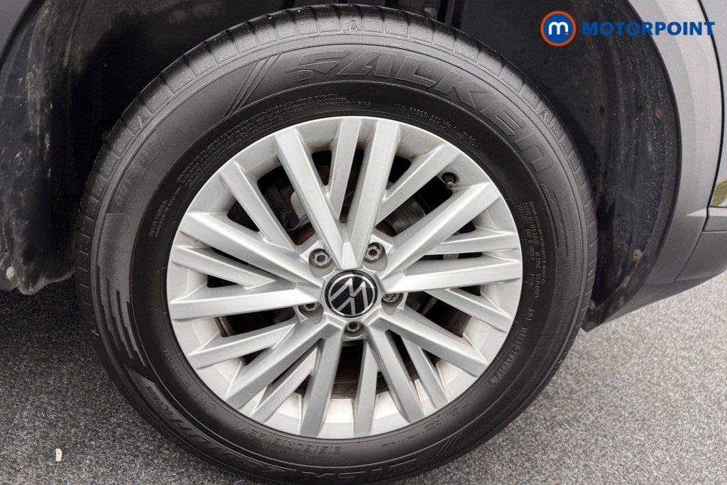 Volkswagen T-Roc Life Manual Petrol SUV - Stock Number (1582336) - 31st supplementary image