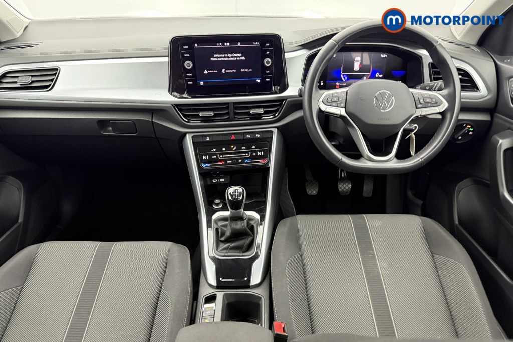 Volkswagen T-Roc Life Manual Petrol SUV - Stock Number (1582336) - 1st supplementary image