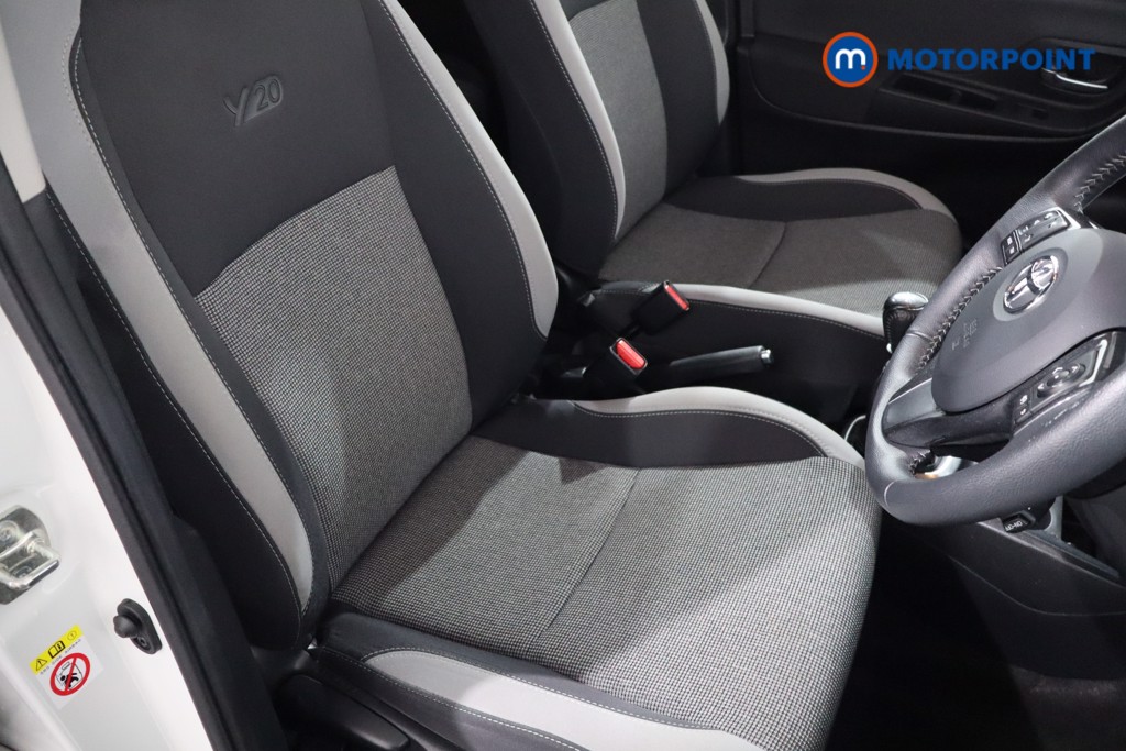 Toyota Yaris Y20 Manual Petrol Hatchback - Stock Number (1583225) - 24th supplementary image