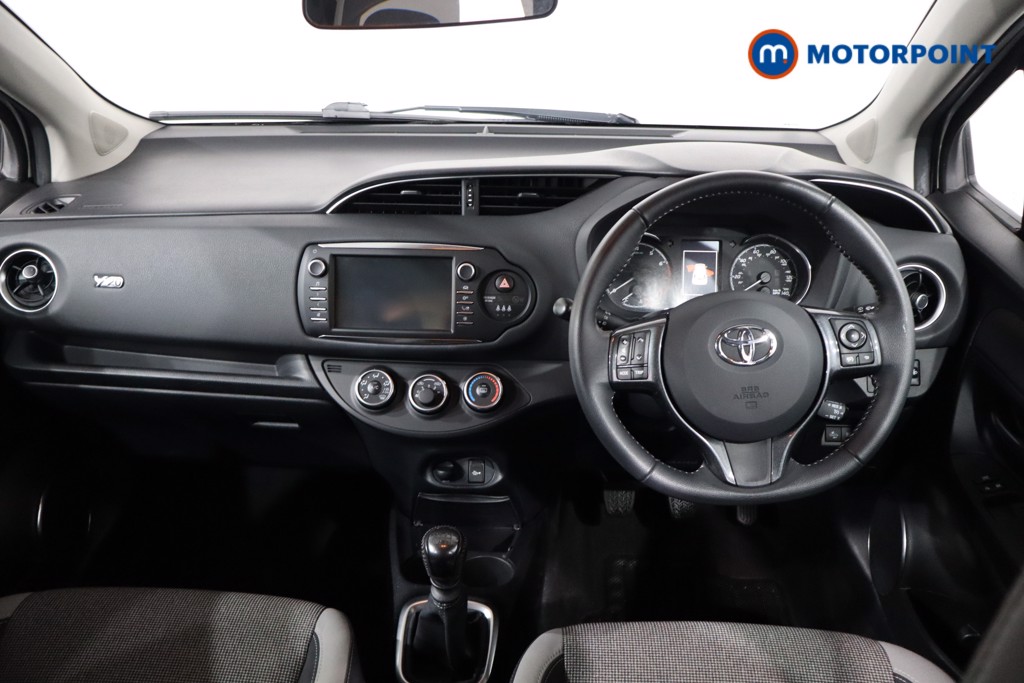 Toyota Yaris Y20 Manual Petrol Hatchback - Stock Number (1583225) - 1st supplementary image