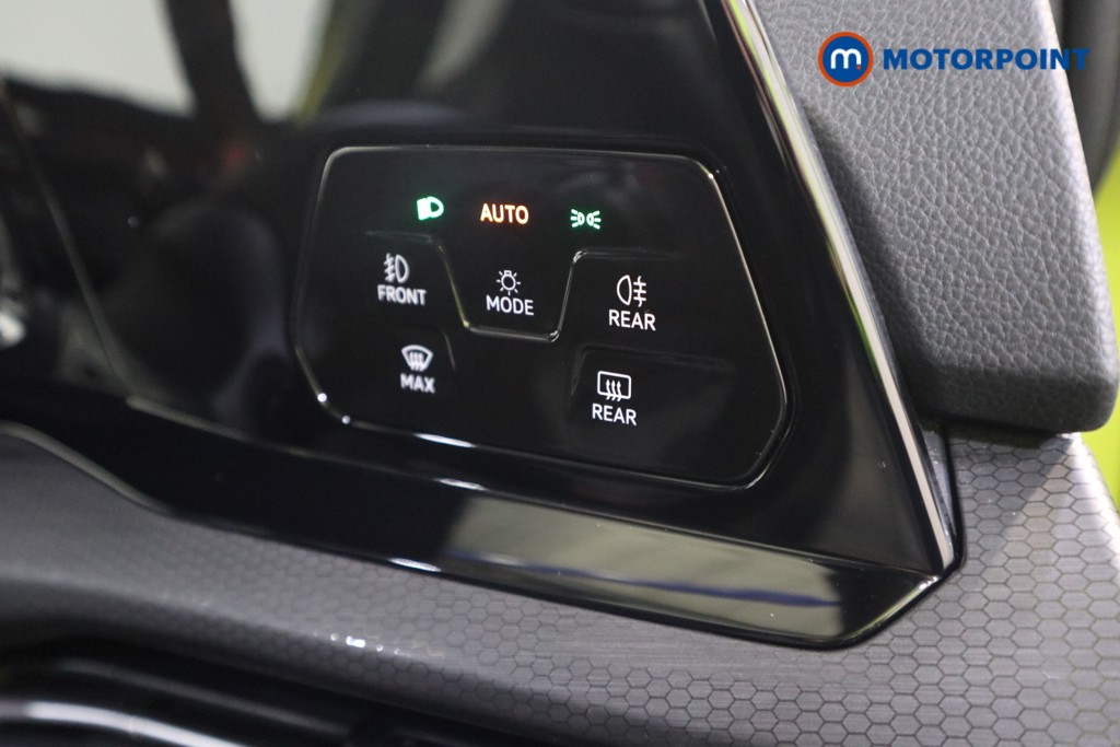 Volkswagen Golf GTI Automatic Petrol Hatchback - Stock Number (1583384) - 10th supplementary image