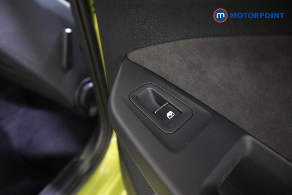 Volkswagen Golf GTI Automatic Petrol Hatchback - Stock Number (1583384) - 18th supplementary image