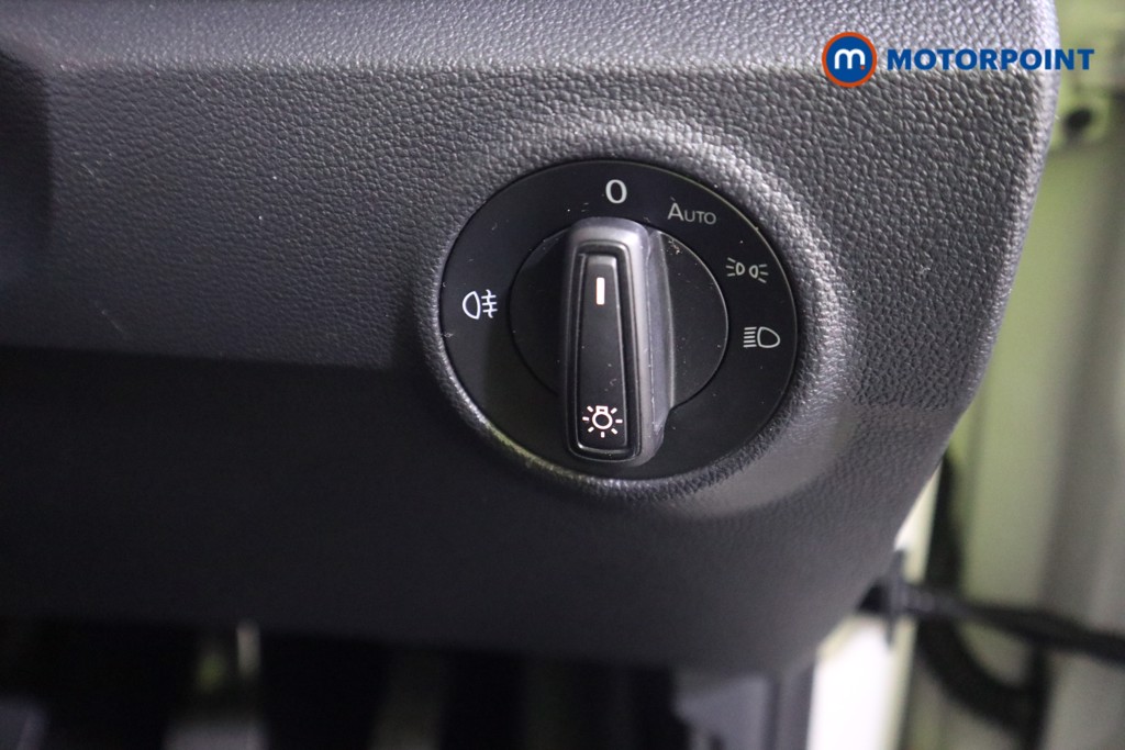 Volkswagen T-Roc Life Manual Petrol SUV - Stock Number (1583540) - 9th supplementary image