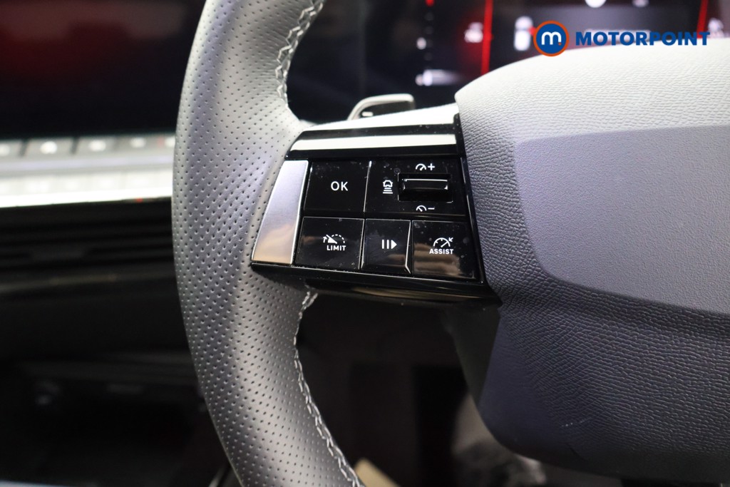 Vauxhall Astra Ultimate Automatic Petrol Hatchback - Stock Number (1583704) - 2nd supplementary image