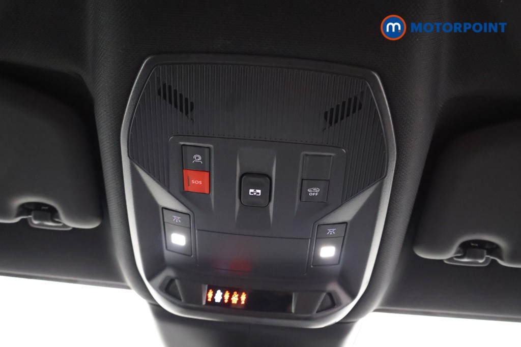 Vauxhall Astra Ultimate Automatic Petrol Hatchback - Stock Number (1583704) - 14th supplementary image