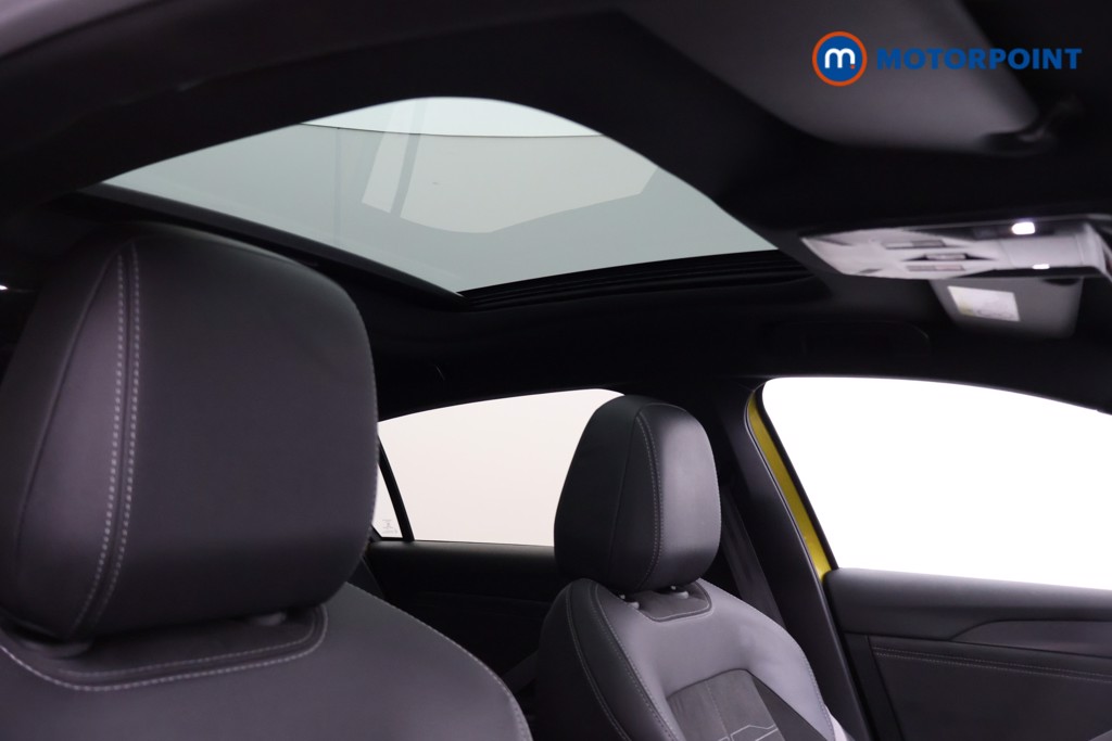 Vauxhall Astra Ultimate Automatic Petrol Hatchback - Stock Number (1583704) - 18th supplementary image