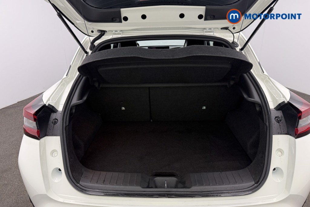 Nissan Juke Tekna Automatic Petrol SUV - Stock Number (1583712) - 6th supplementary image