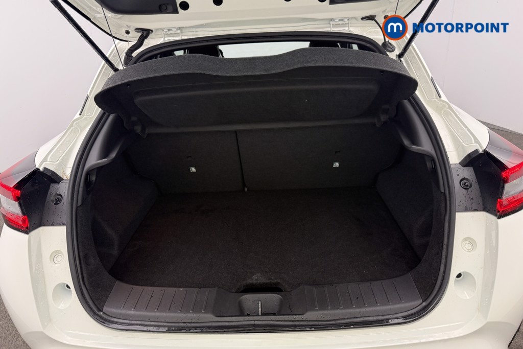 Nissan Juke Tekna Automatic Petrol SUV - Stock Number (1583723) - 6th supplementary image