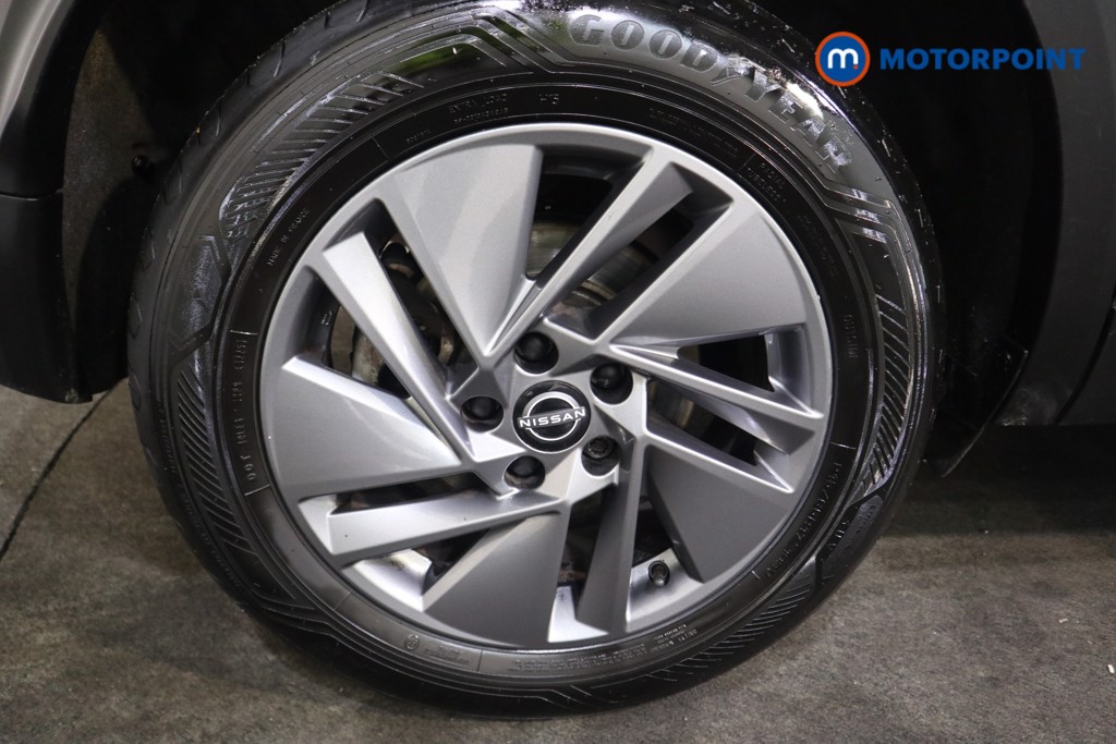 Nissan Qashqai Acenta Premium Manual Petrol SUV - Stock Number (1583738) - 17th supplementary image