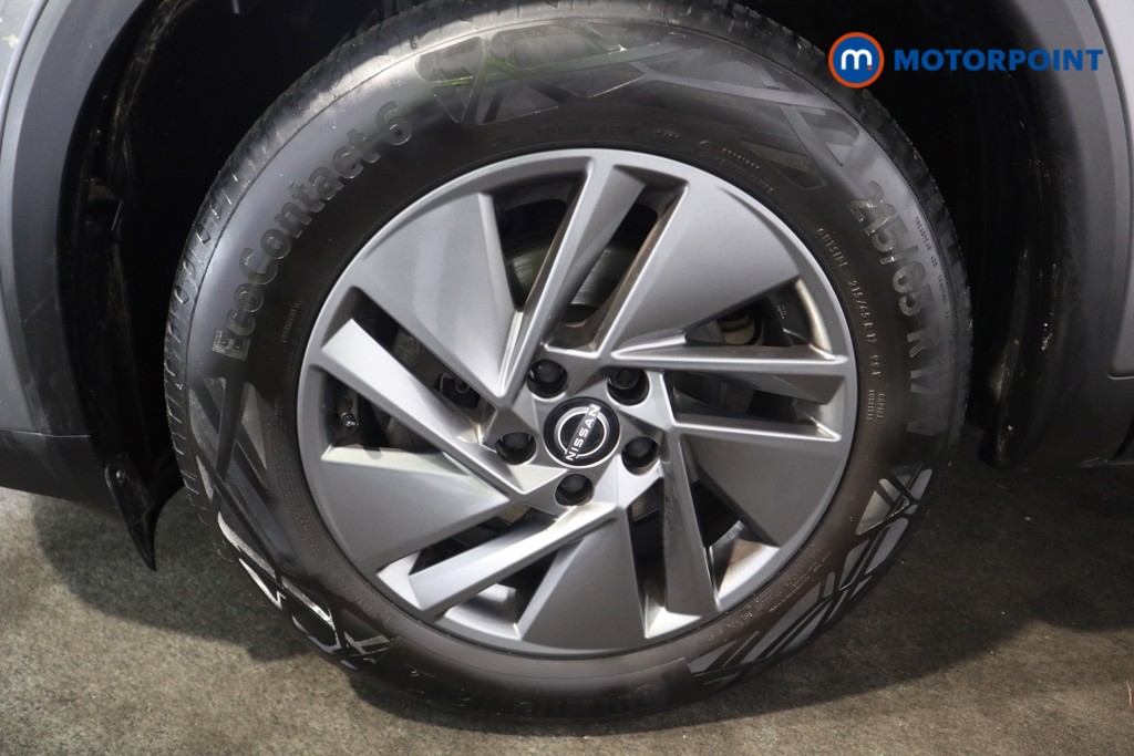 Nissan Qashqai Acenta Premium Manual Petrol SUV - Stock Number (1583738) - 19th supplementary image