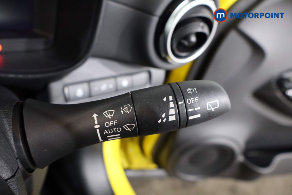 Nissan Juke N-Sport Automatic Petrol-Electric Hybrid SUV - Stock Number (1583932) - 18th supplementary image