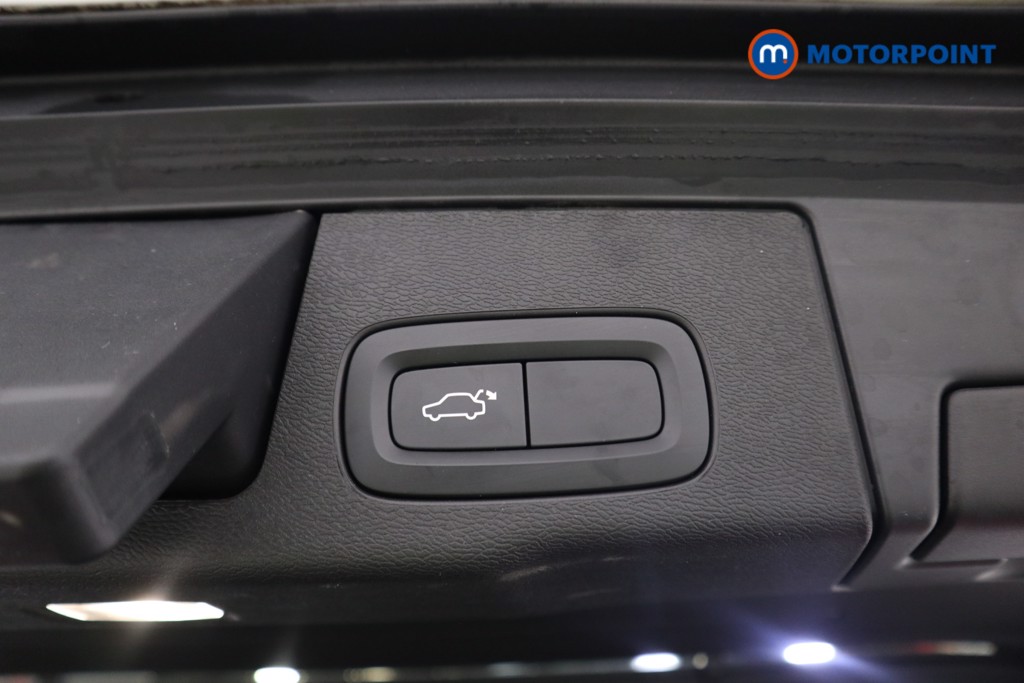 Volvo Xc60 R Design Automatic Petrol SUV - Stock Number (1584058) - 20th supplementary image