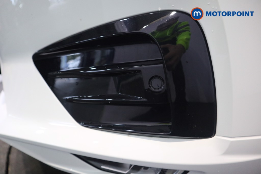 Volvo Xc60 R Design Automatic Petrol SUV - Stock Number (1584058) - 33rd supplementary image