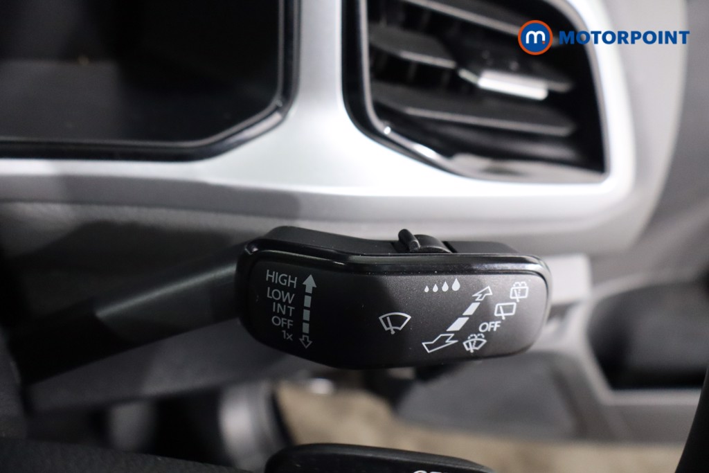 Volkswagen T-Roc Match Automatic Petrol SUV - Stock Number (1584208) - 18th supplementary image