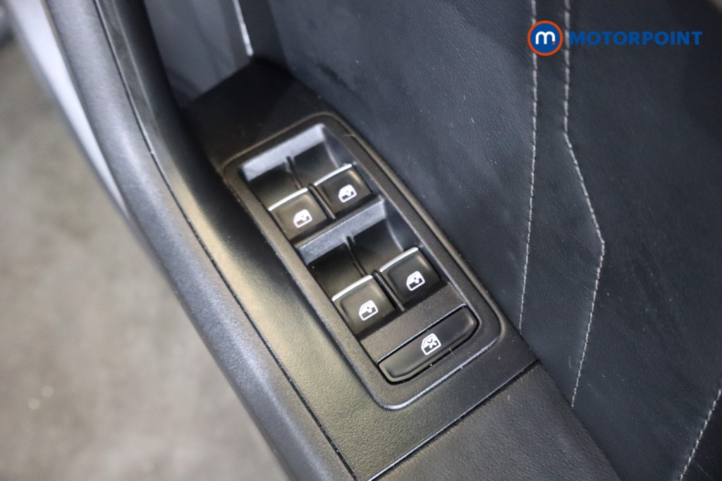 Seat Ateca Xperience Automatic Petrol SUV - Stock Number (1584330) - 19th supplementary image