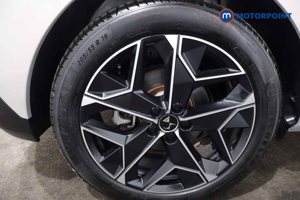 DS Ds 4 Cross Rivoli Automatic Petrol Plug-In Hybrid Hatchback - Stock Number (1584367) - 9th supplementary image