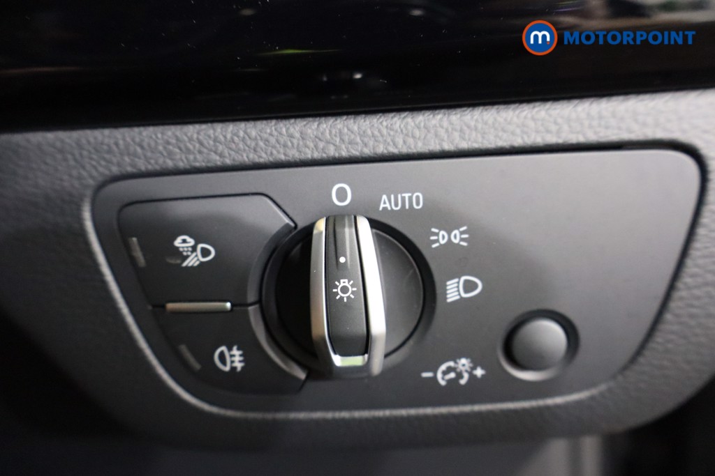 Audi Q5 Edition 1 Automatic Petrol SUV - Stock Number (1584463) - 18th supplementary image
