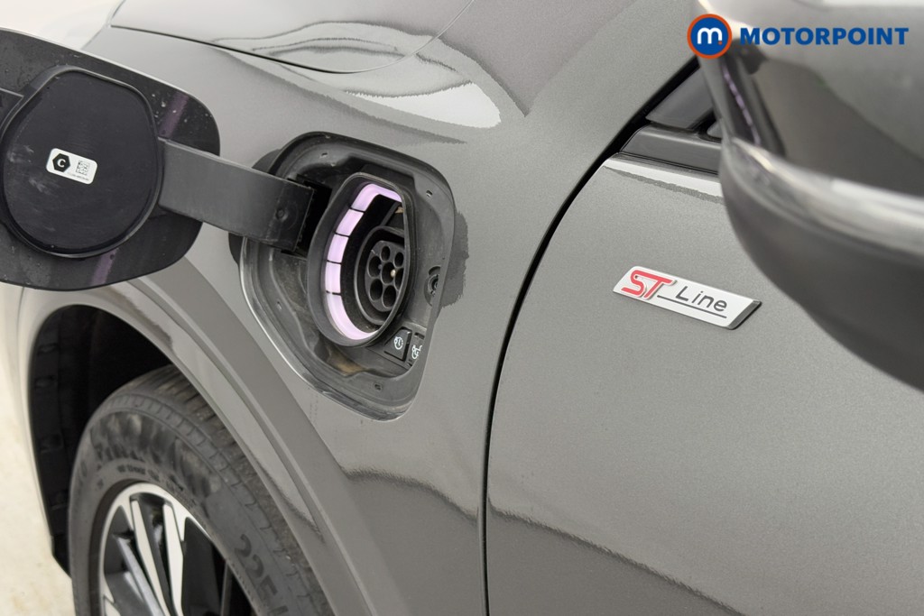 Ford Kuga St-Line X Edition Automatic Petrol Plug-In Hybrid SUV - Stock Number (1584573) - 32nd supplementary image