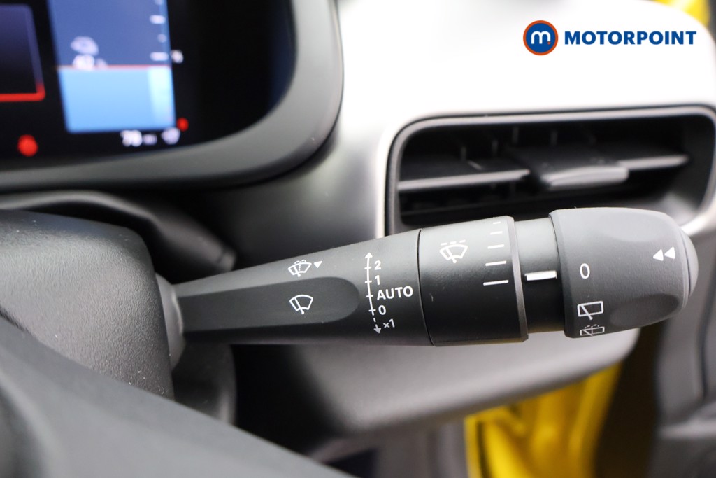 Jeep Avenger Altitude Automatic Electric SUV - Stock Number (1584679) - 6th supplementary image