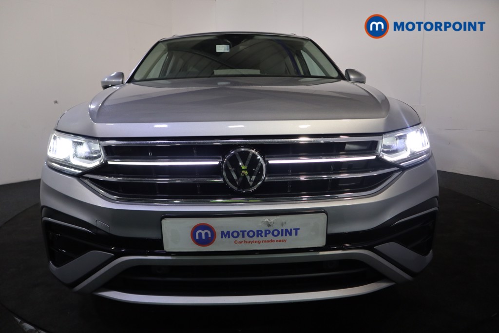 Volkswagen Tiguan Allspace Elegance Automatic Petrol SUV - Stock Number (1584724) - 39th supplementary image