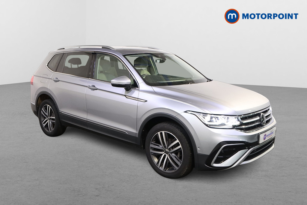Volkswagen Tiguan Allspace Elegance Automatic Petrol SUV - Stock Number (1584724) - Drivers side front corner