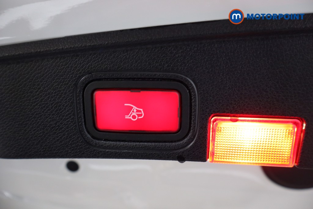 Mercedes-Benz C Class Amg Line Automatic Diesel Convertible - Stock Number (1584732) - 37th supplementary image
