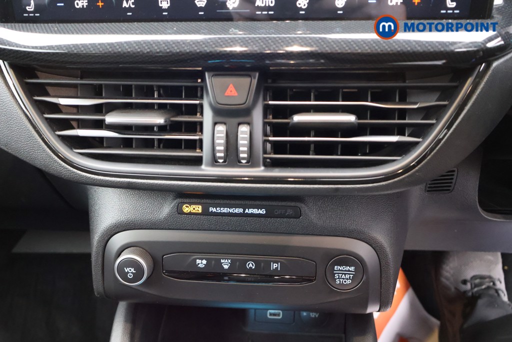 Ford Focus St-Line Edition Automatic Diesel Hatchback - Stock Number (1584876) - 11th supplementary image