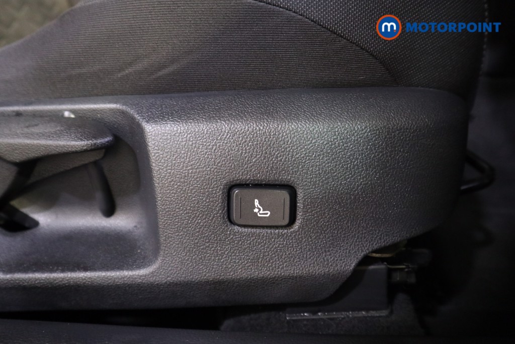 Toyota Corolla Icon Tech Automatic Petrol-Electric Hybrid Hatchback - Stock Number (1585004) - 14th supplementary image