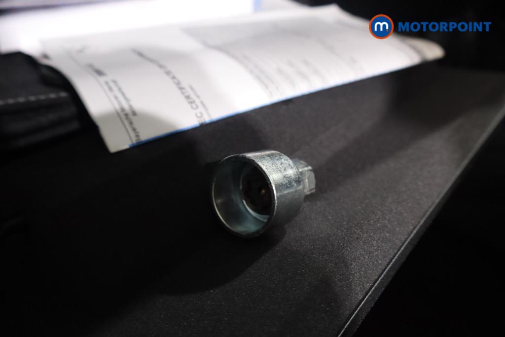 BMW 1 Series M135i Automatic Petrol Hatchback - Stock Number (1585057) - 14th supplementary image