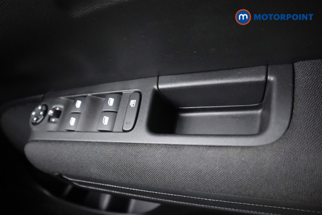 Citroen C3 Aircross Shine Plus Automatic Petrol SUV - Stock Number (1585151) - 9th supplementary image