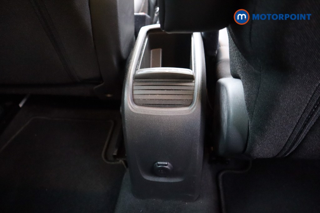 Citroen C3 Aircross Shine Plus Automatic Petrol SUV - Stock Number (1585151) - 16th supplementary image