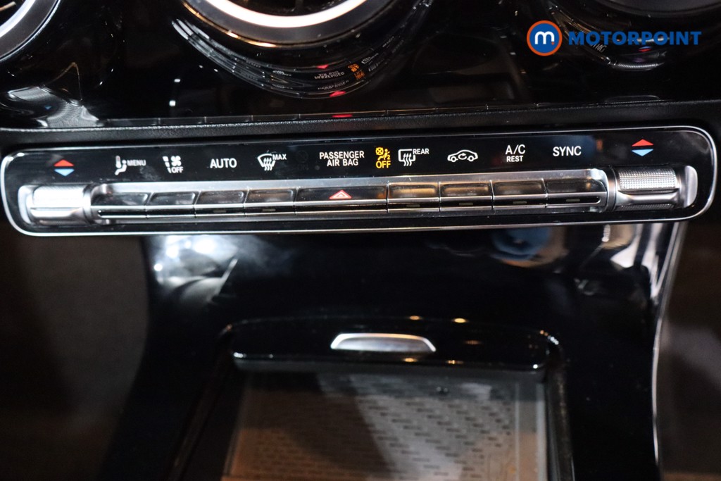 Mercedes-Benz A Class Amg Line Automatic Petrol Hatchback - Stock Number (1585202) - 19th supplementary image