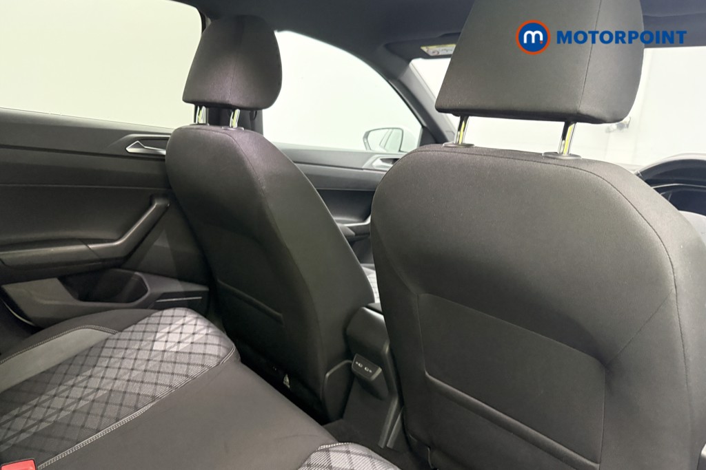 Volkswagen Polo R-Line Manual Petrol Hatchback - Stock Number (1585256) - 9th supplementary image