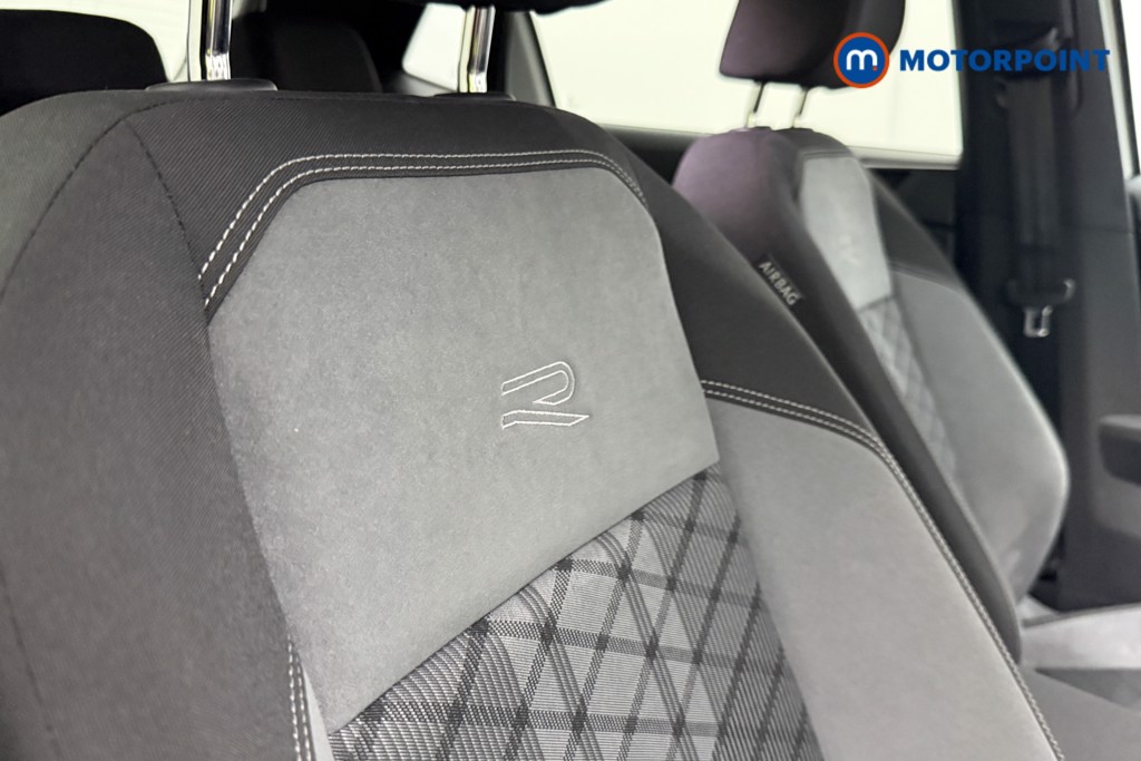 Volkswagen Polo R-Line Manual Petrol Hatchback - Stock Number (1585256) - 16th supplementary image